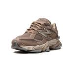 New Balance 9060 Mushroom Brown