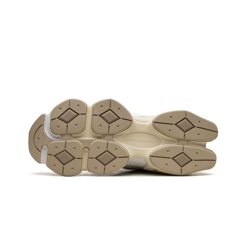 New Balance 9060 Mushroom Brown